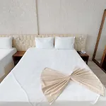 Hotel Patron 2*